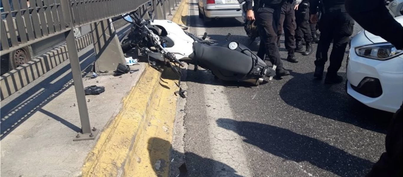 Τροχαίο ατύχημα στον Κηφισό - Τραυματίστηκαν αστυνομικοί (φώτο)